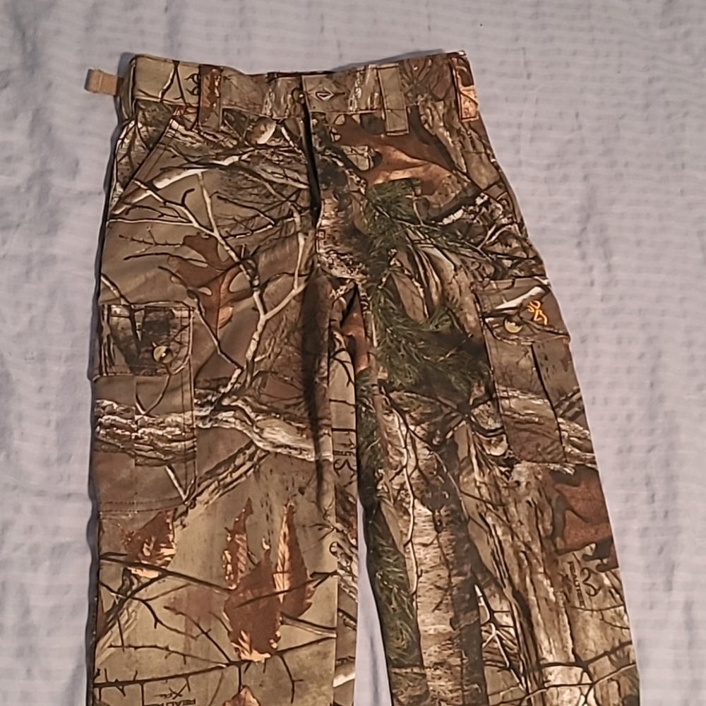 NWOT Boys RealTree Camo pants